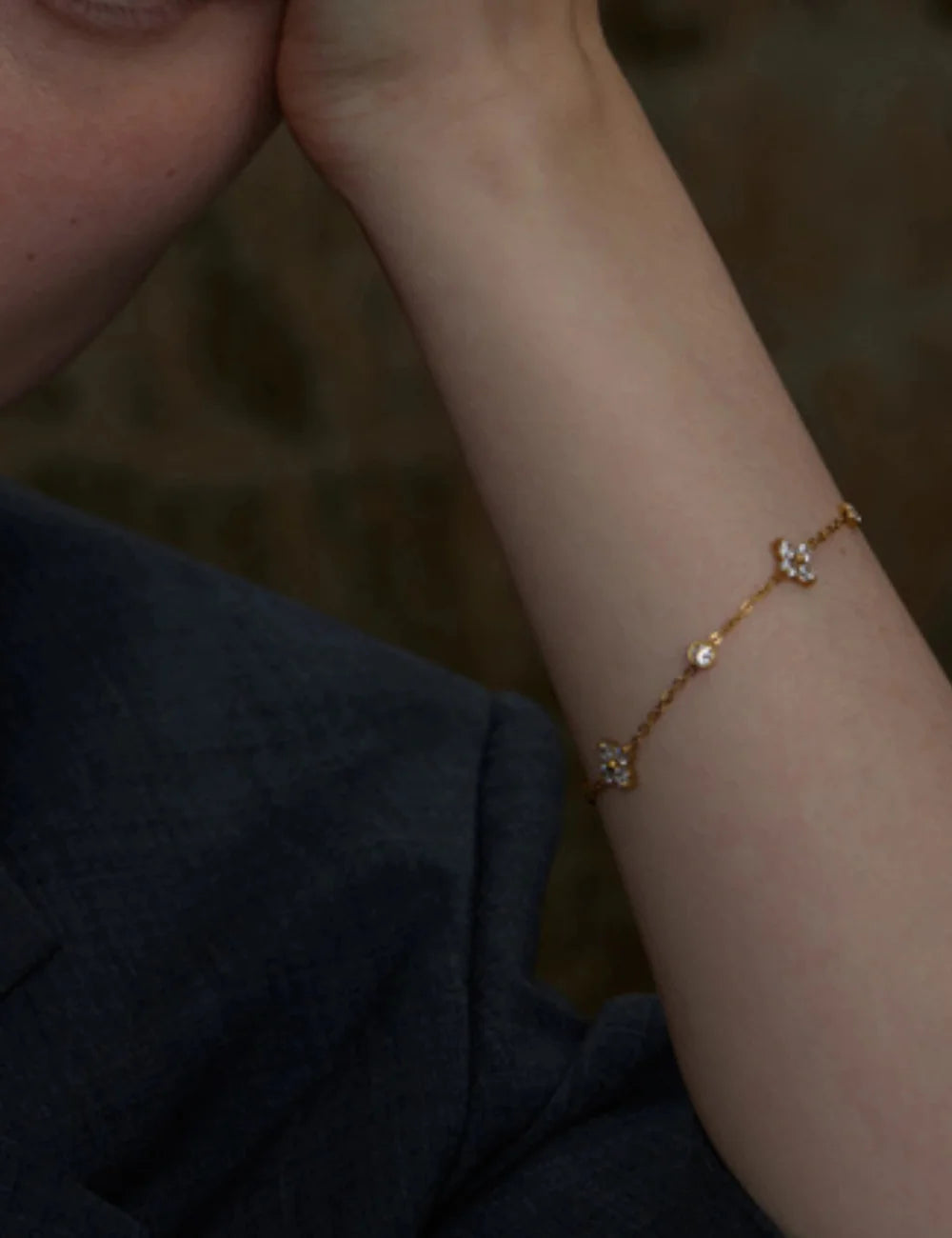 Cubic Zirconia Flower Chain Bracelet