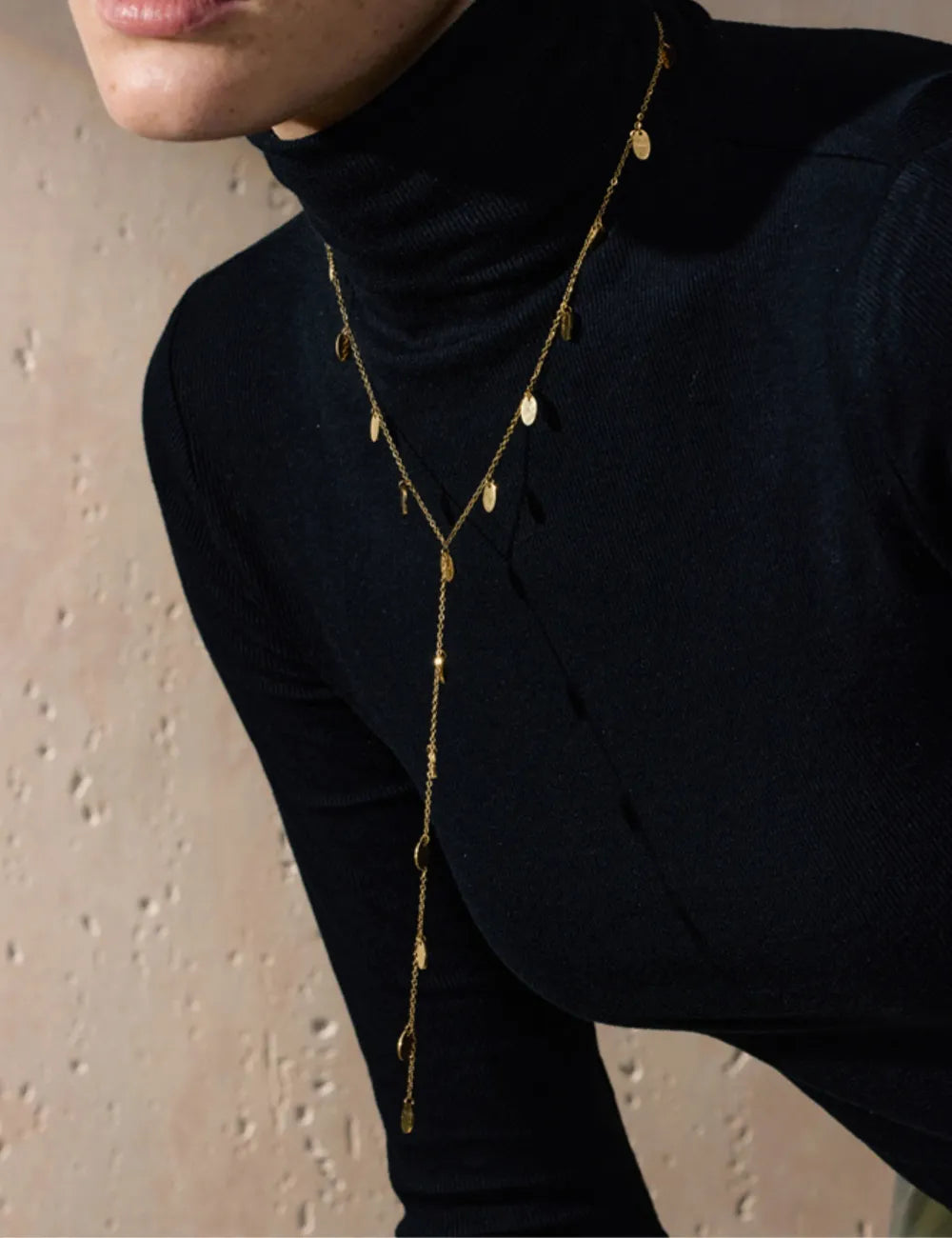 Oval Charm Lariat Necklace