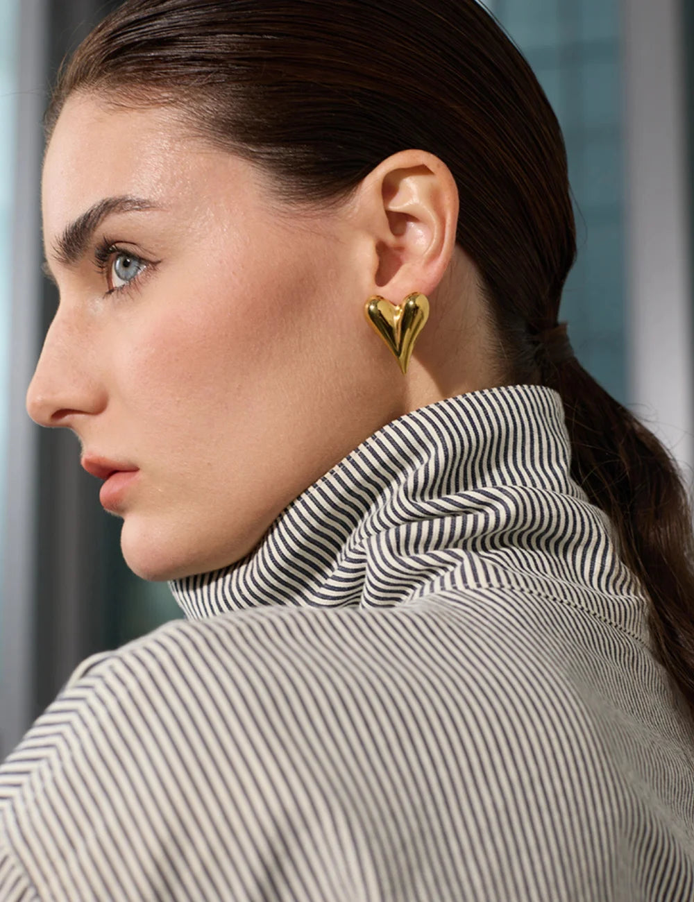 Alma Heart Stud Earrings